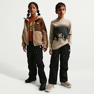 Nike ACG 'Smith Summit' Older Kids' Trousers. Nike ID